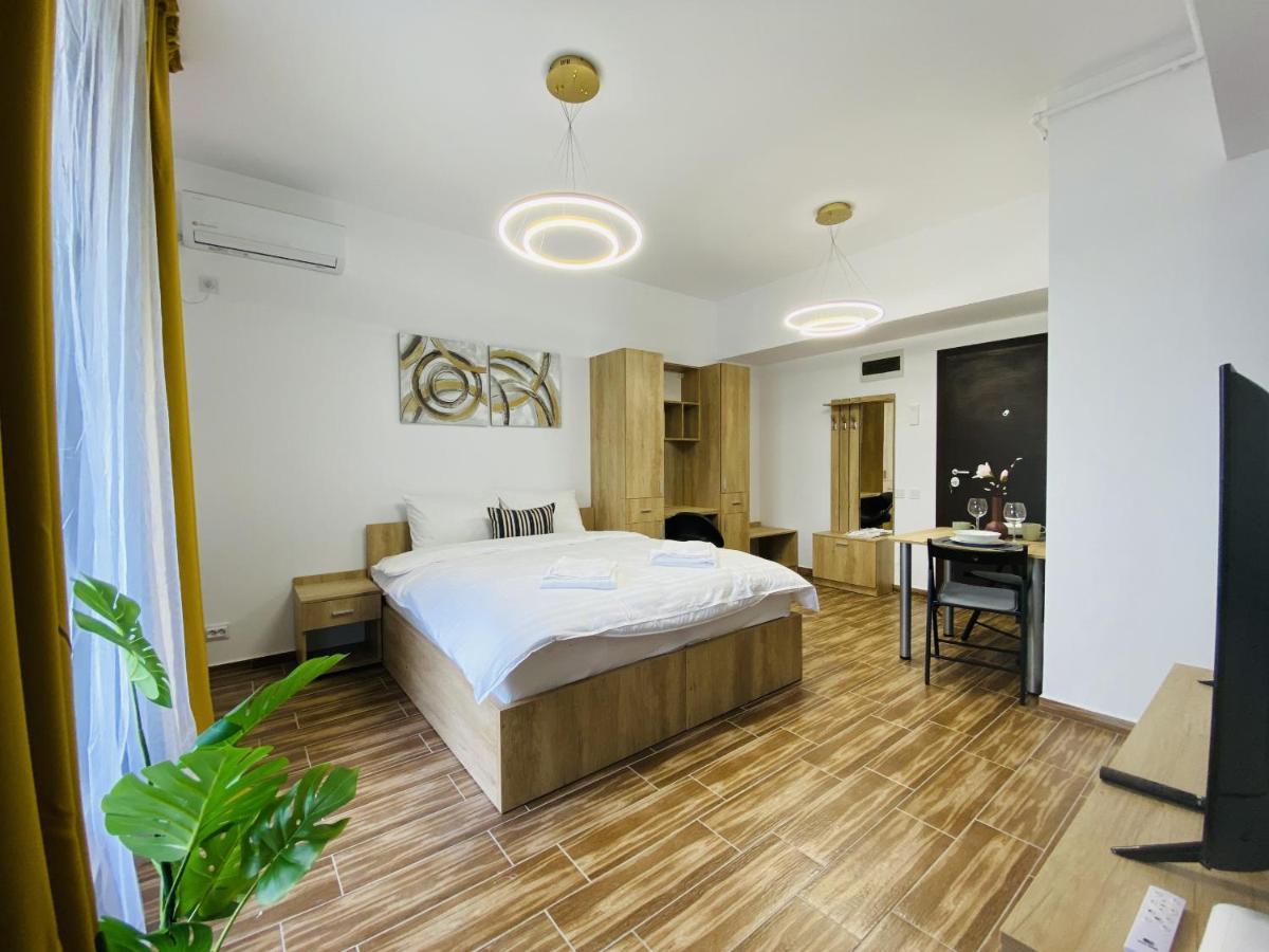 New City Studios With Balcony Bukarest Exteriör bild